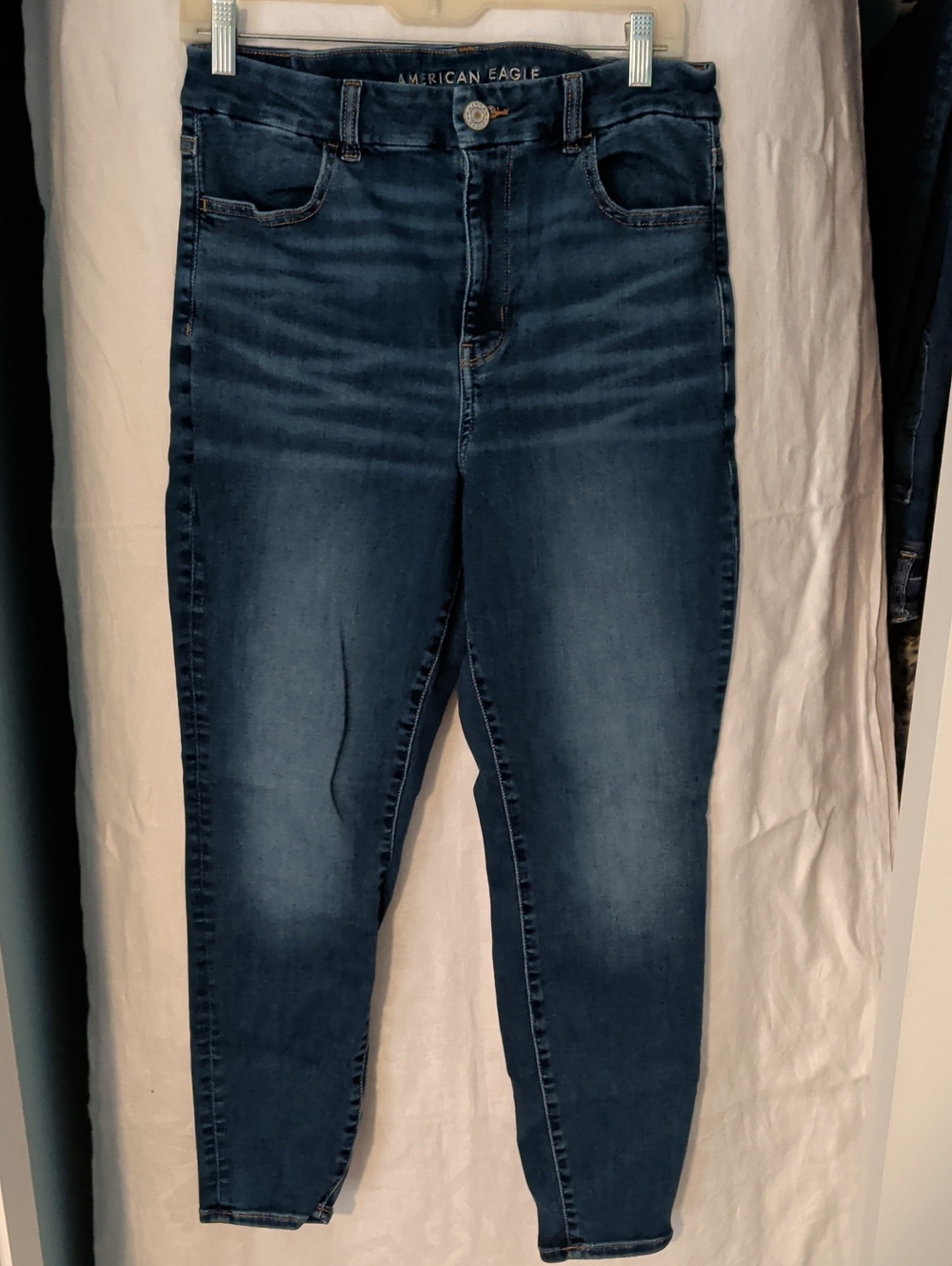 American Eagle Outfitters Skinny Jeans in Dark Blue Wash